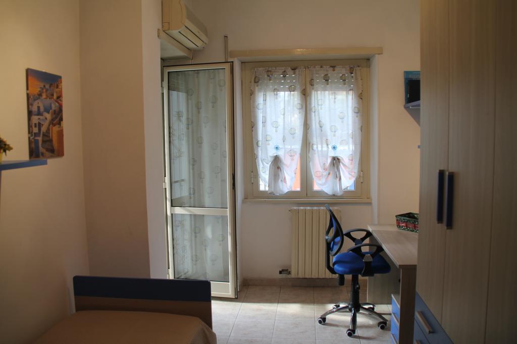 Appartement Pirhouse à Rome Chambre photo