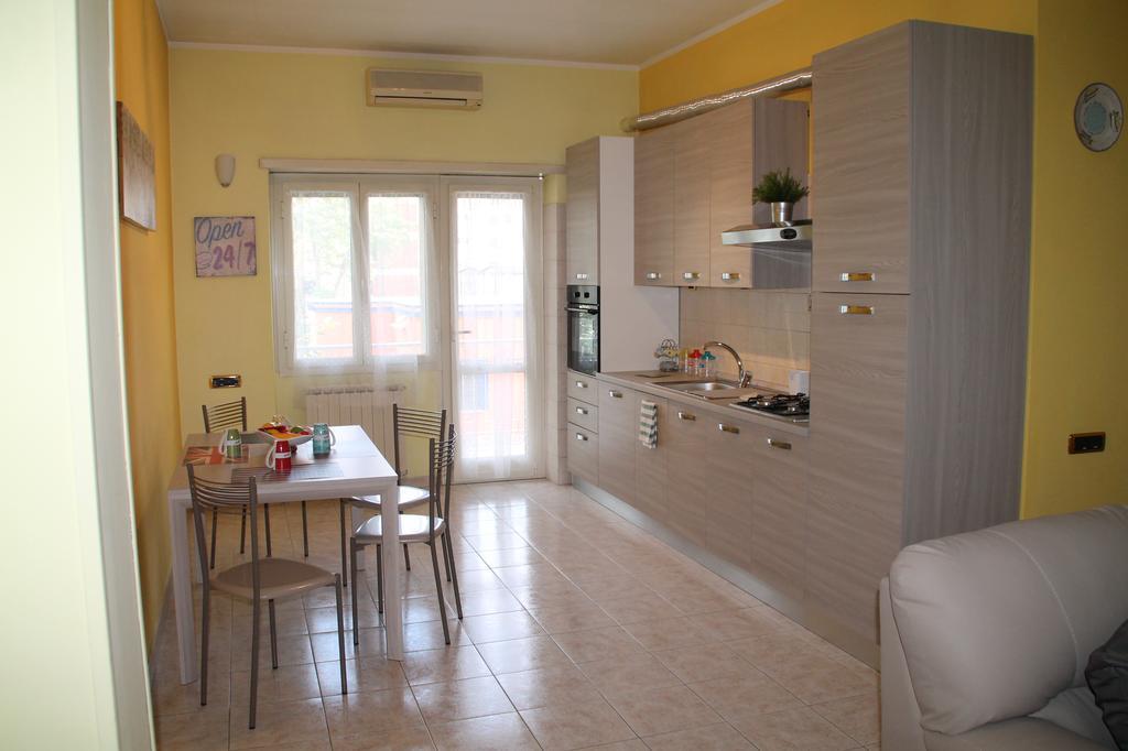 Appartement Pirhouse à Rome Chambre photo
